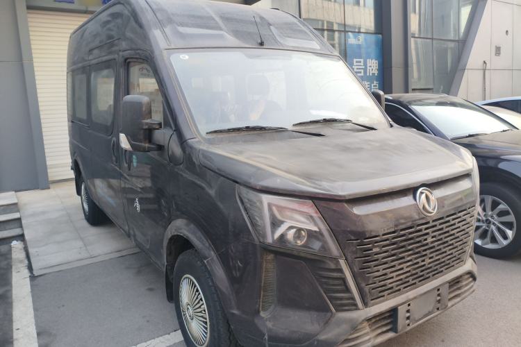 Used  Yufeng 2023 V9+ 2.0T Manual Front-Drive Multi-Function Mid-Roof High-Roof 7/8/9-Seater