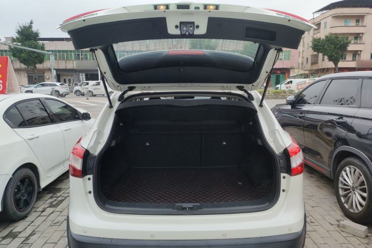 Used Nissan Qashqai 2017 2.0L CVT Elite Edition China V Standard
