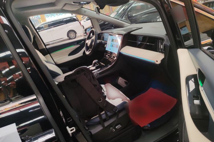 Used GAC Trumpchi M8 2024 Master Series 400T Prestige Edition