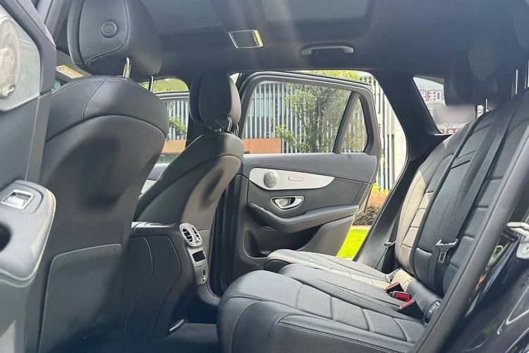 Used Mercedes-Benz GLC 2021 GLC 260 L 4MATIC Dynamic Edition
