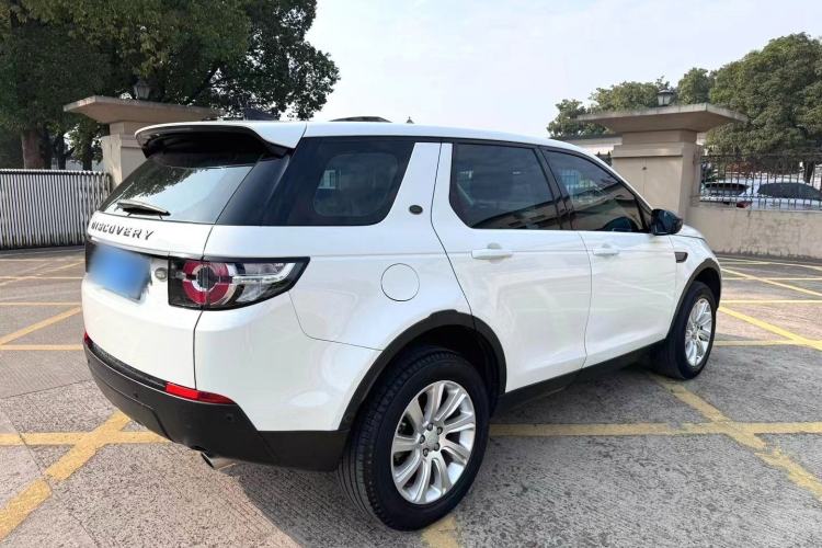 Used Land Rover Discovery Sport 2018 200 PS PURE Edition
