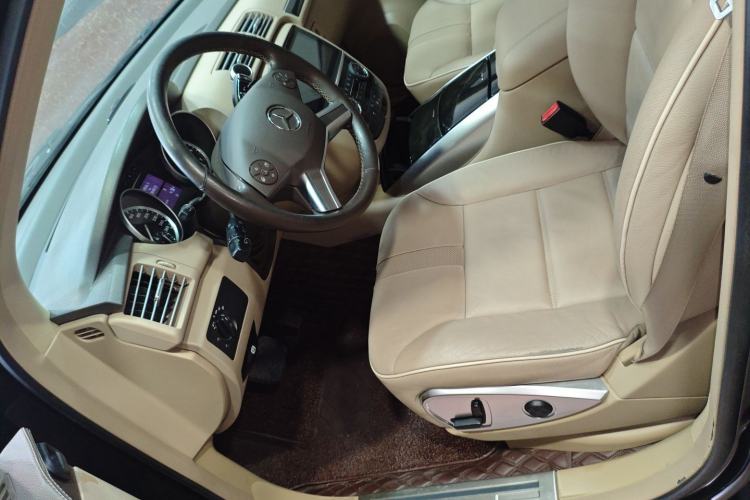 Used Mercedes-Benz R-Class 2015 R 320 4MATIC Luxury Model
