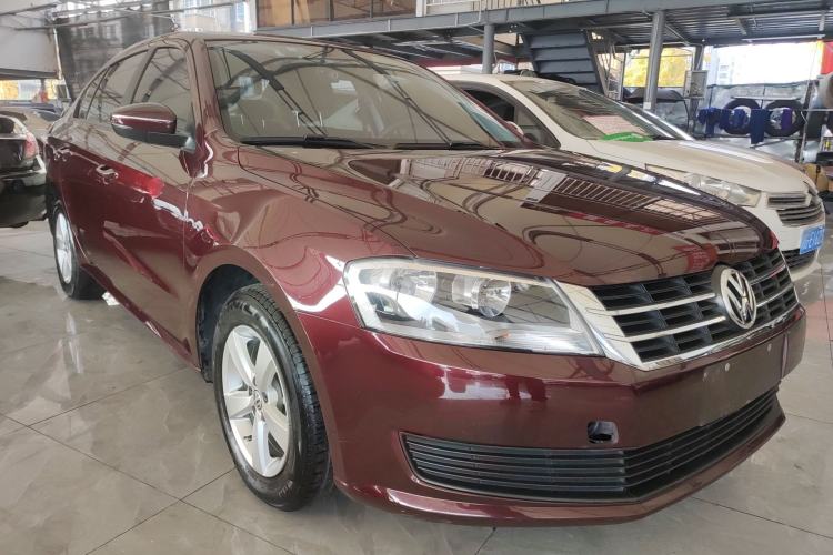 Used Volkswagen Lavida 2013 Revised Classic 1.6L Automatic Fashion Edition
