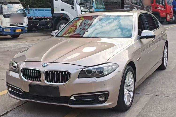 Used BMW 5 Series 2014 525Li Luxury Design Package
