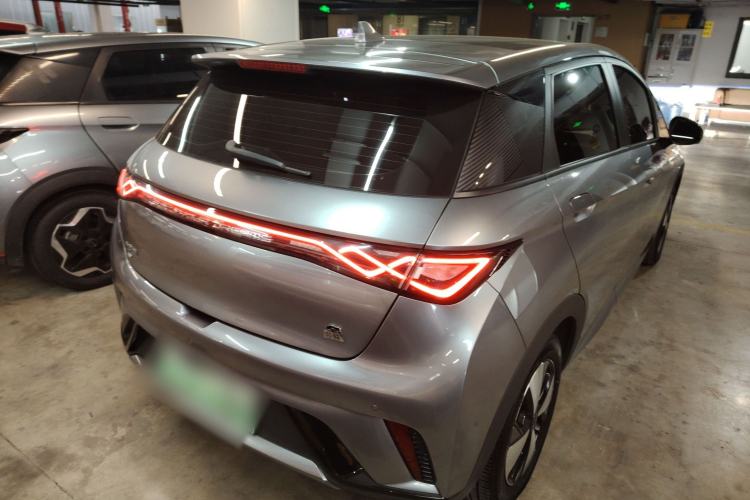 Used BYD Dolphin 2023 420 km Fashion Edition
