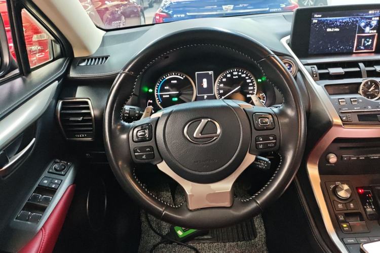 Used Lexus NX 2020 300h Front-Drive FENGSHANG Version China VI Standard
