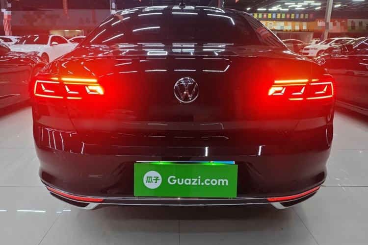 Used Volkswagen Magotan 2025 Revised Version 2 Zhongxiang Edition 330TSI DSG Luxury Trim
