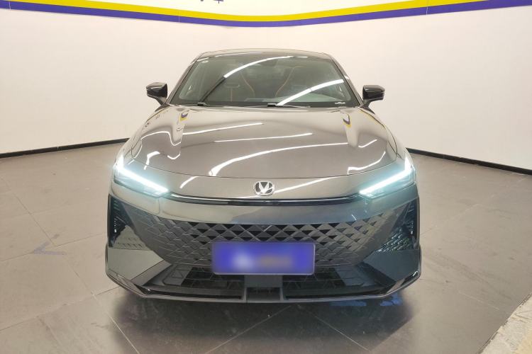 Used Changan UNI-V 2024 1.5T Prestige Sport Edition
