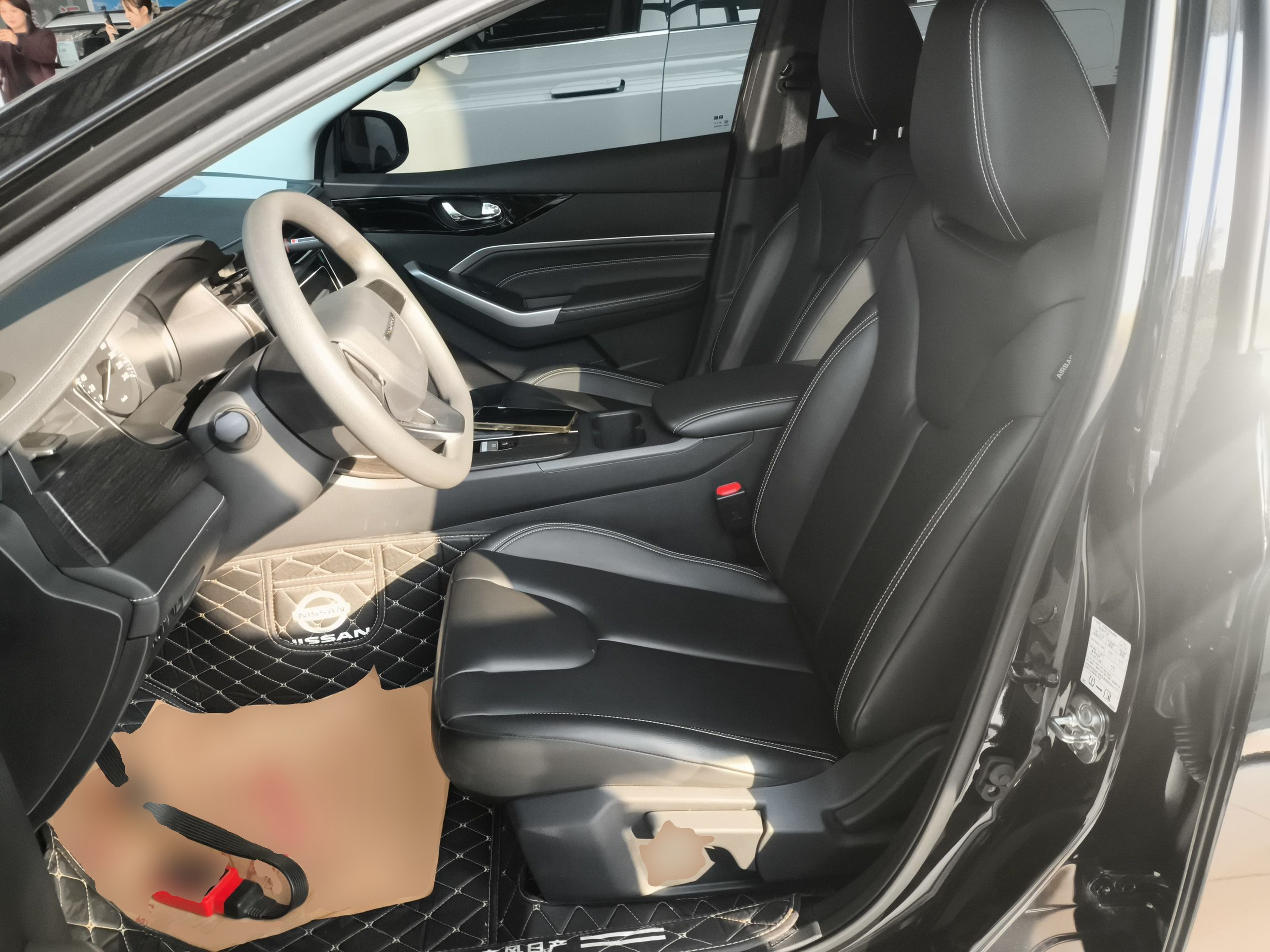 Переднее сиденье в автомобиле