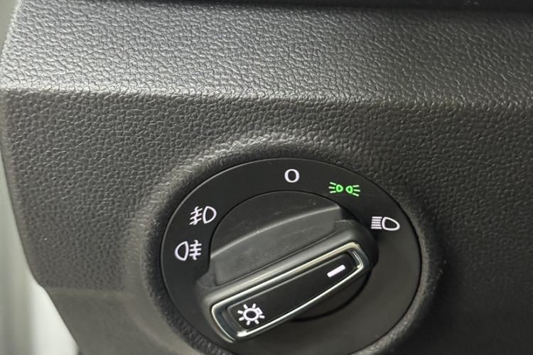 Used Volkswagen T-ROC 2021 Revised Version 280TSI DSG Two-Wheel Drive Elite Connect Edition