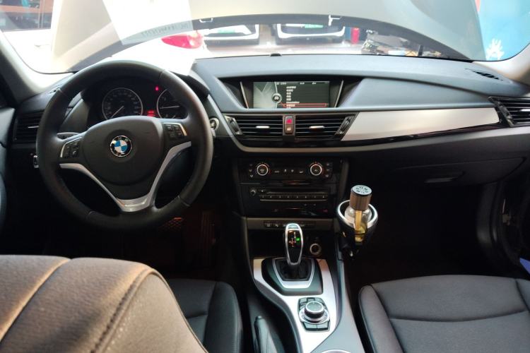 Used BMW X1 2014 sDrive18i Leading Model
