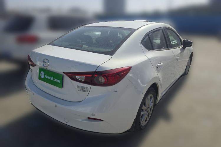 Used Mazda Mazda 3 Axela 2014 Sedan 1.5L Automatic Comfort Model
