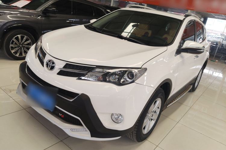 Used Toyota RAV4 2013 2.0L CVT Four-Wheel Drive New Edition