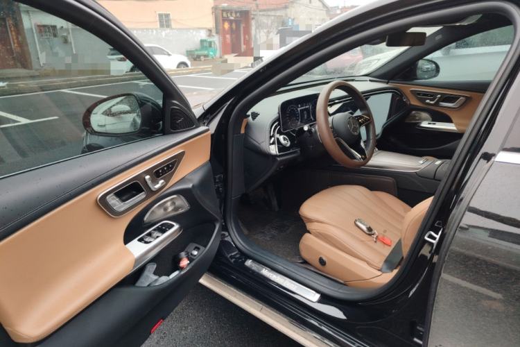 Used Mercedes-Benz E-Class 2025 E 300 L Luxury Model