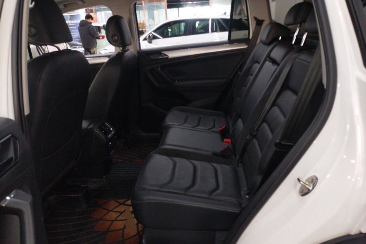 Used Volkswagen Tiguan L 2021 330TSI Automatic Two-Wheel Drive Smart Edition