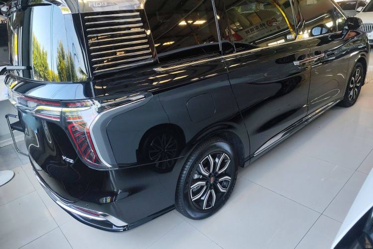 Used Hongqi HQ9 2023 2.0T Smart Connect Flagship Edition
