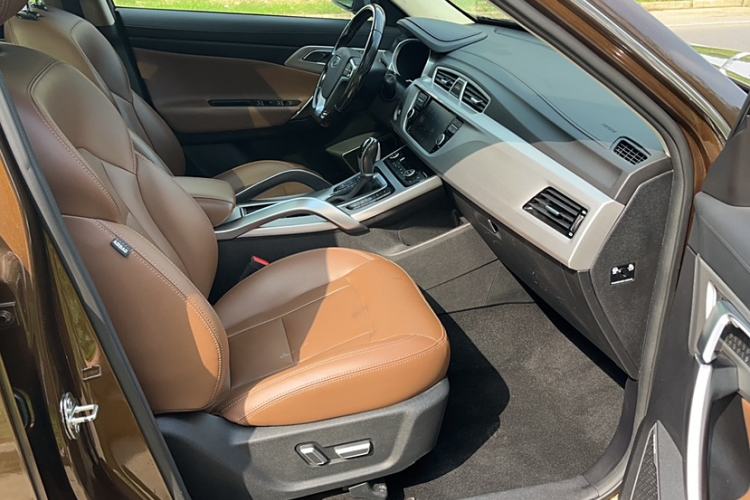 Used Geely Auto Emgrand X7 Sport 2016 1.8TD Automatic All-Wheel-Drive ZhiZun Edition
