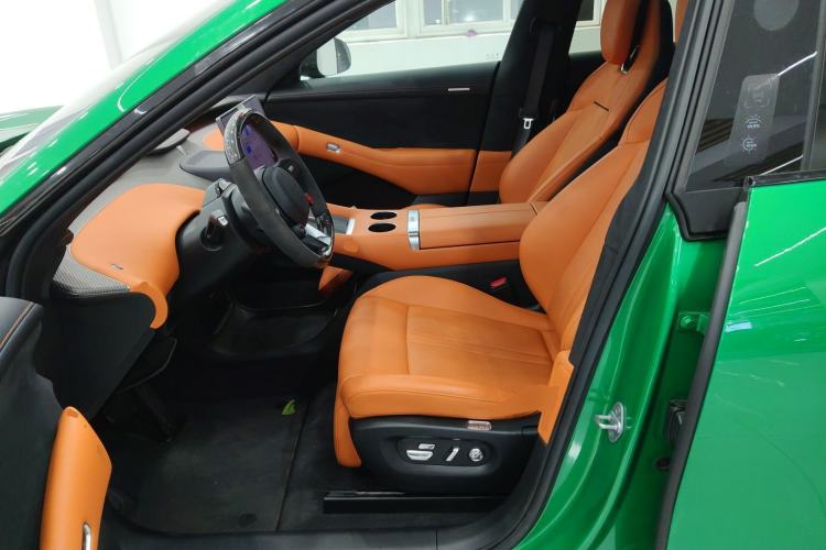 Used  YU7 2025 Ultra-Long Range High-Performance All-Wheel-Drive Max Edition
