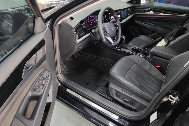 Used Volkswagen Passat 2022 330TSI Luxury Edition