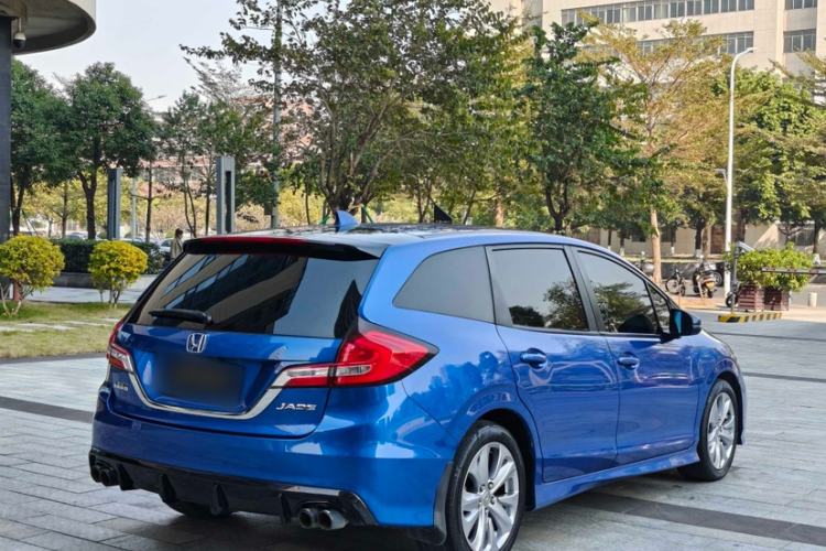 Used Honda Jade 2017 1.8L automatic Comfort version 5 seats
