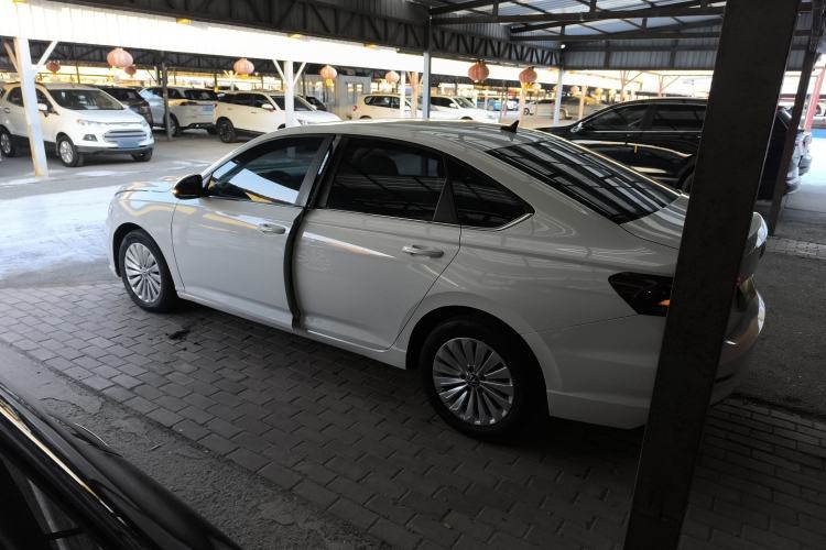 Used Volkswagen Lavida 2022 1.5L Automatic Vision Edition
