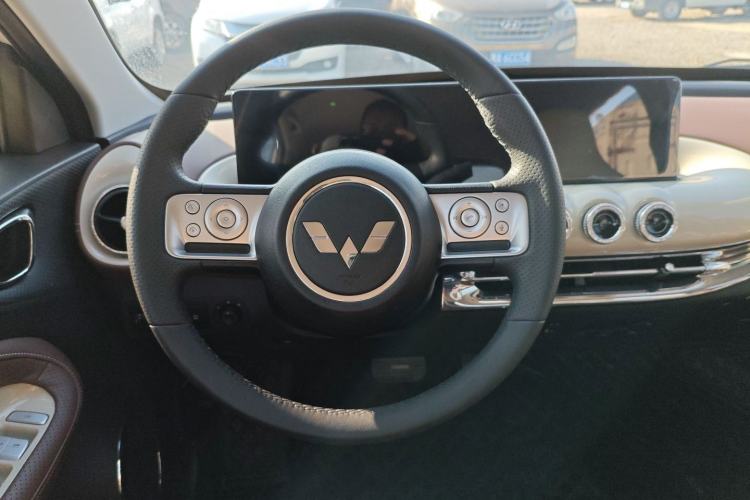 Used Wuling Bingo 2023 333 km Lingxi Connected Version
