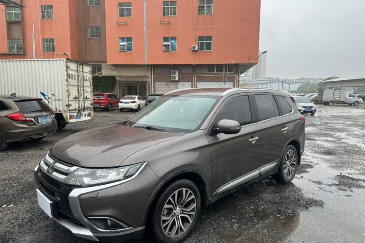 Used Mitsubishi Outlander 2016 2.4L 4x4 Elite Edition 5 Seats