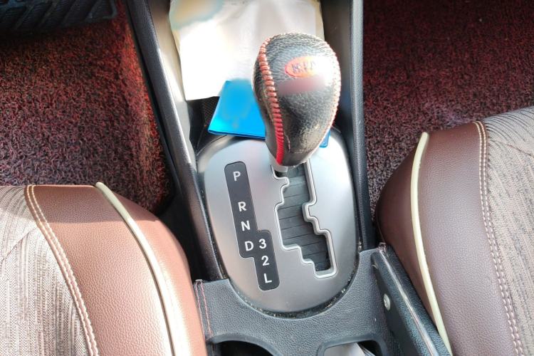 Used Kia K2 2015 Sedan 1.4L Automatic GLS
