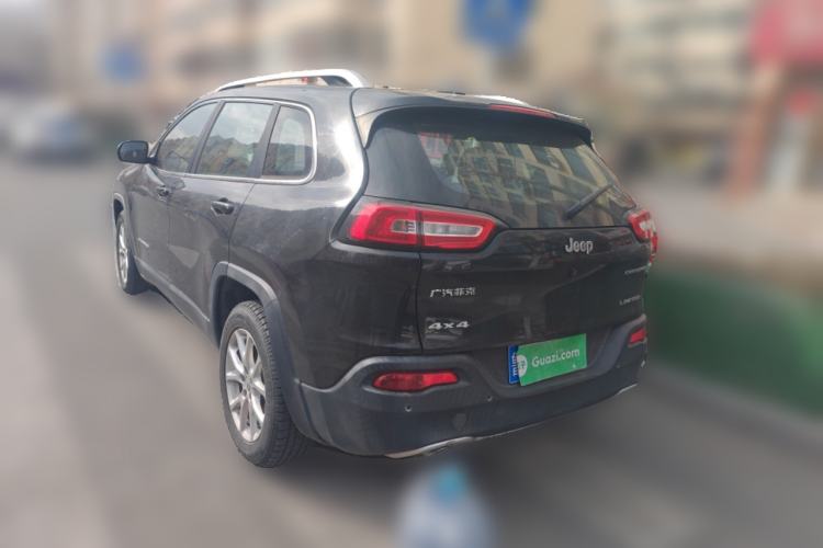 Used  Cherokee 2017 2.0L Superior Edition