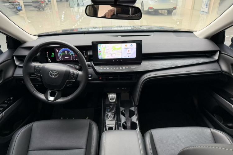 Used Toyota Camry 2024 Dual-Motor 2.0 HGVP Luxury Edition