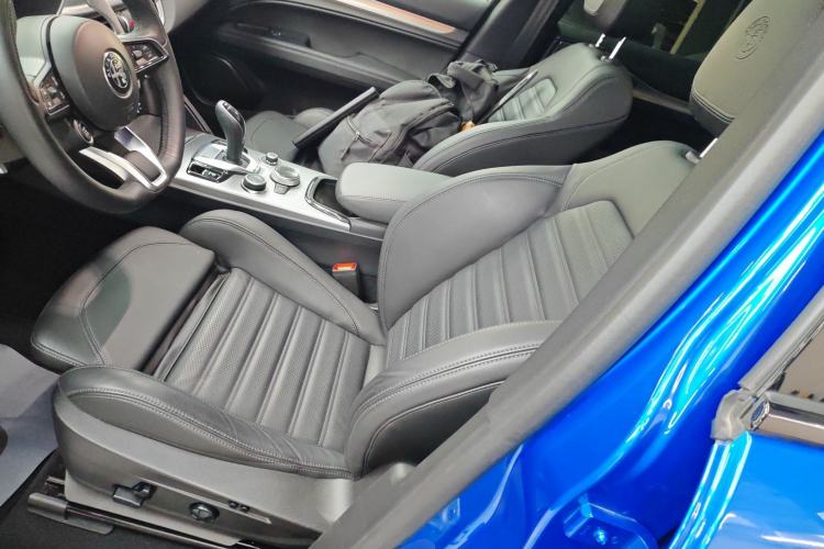Used Alfa Romeo Stelvio 2023 2.0T 280HP Veloce Track Edition