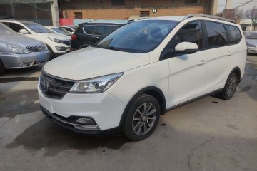 Used Baojun 730 2017 1.5T Manual Fashion Version 7 Seats China V Emission Standard
