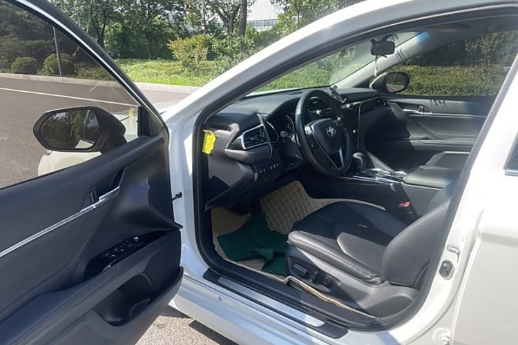Used Toyota Camry 2019 2.0G Luxury Edition China VI Standard

