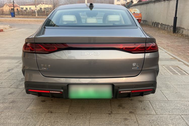 Used BYD Qin L 2025 DM-i Smart Drive 80KM Leading Model