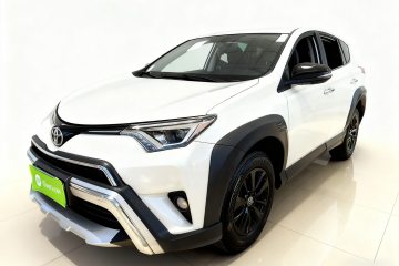 Used Toyota RAV4 2019 2.0L CVT Two-Wheel Drive Fashion X Limited Edition China VI Standard