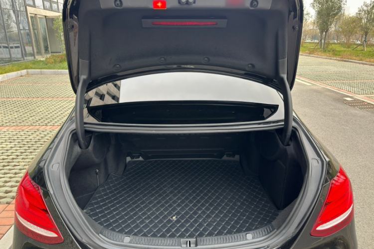 Used Mercedes-Benz E-Class 2019 E 300 L Sport Luxury Edition
