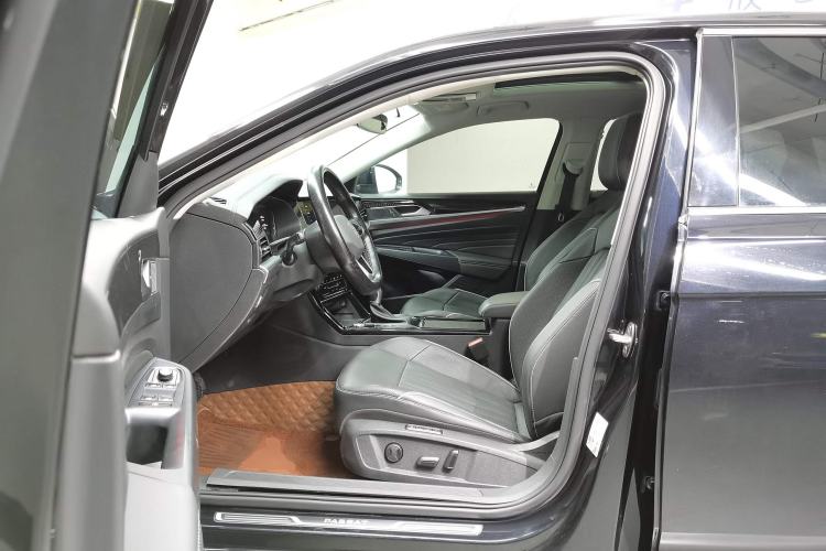 Used Volkswagen Passat 2022 330TSI Luxury Edition
