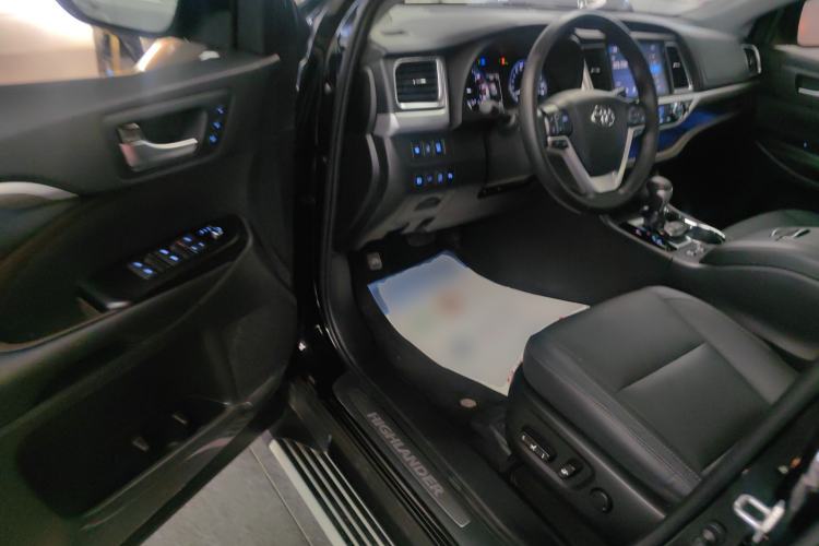 Used Toyota Highlander 2018 2.0T Four-Wheel Drive Supreme Edition 7-Seater China VI

