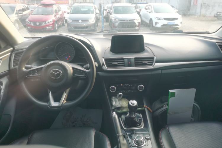 Used Mazda Mazda 3 Axela 2017 Sedan 1.5L Manual Luxury Model Emission Standard China V
