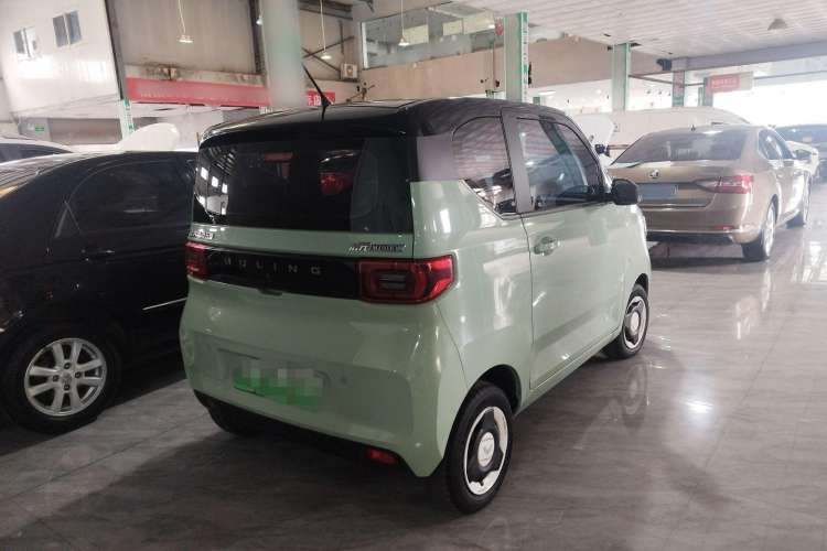 Used Wuling Hongguang MINIEV 2021 Macaron Premium Model – Lithium-NMC
