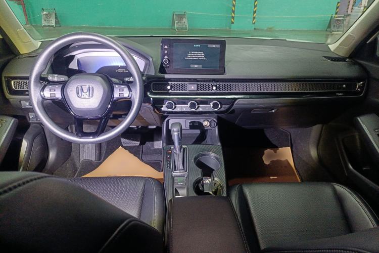 Used Honda Civic 2023 240TURBO CVT Dynamic · Center Stage Special Edition