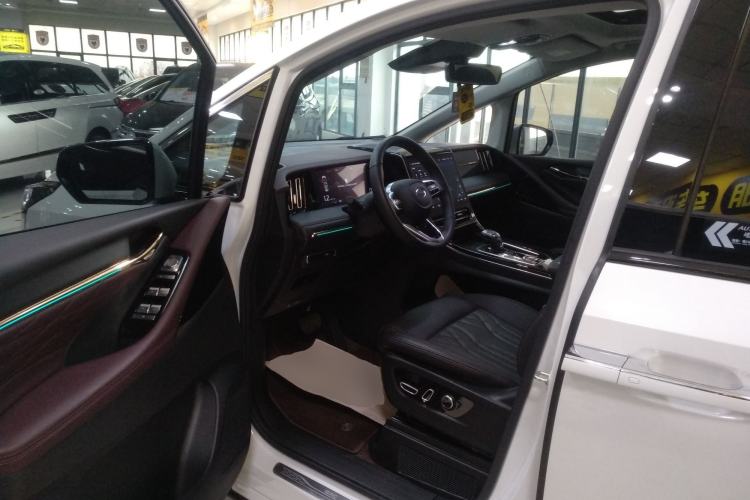 Used GAC Trumpchi M8 2024 Master Series 400T Ultimate Edition
