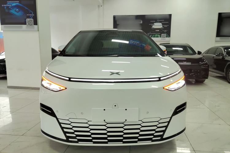 Used XPeng X9 2025 740 Ultra-Long Range Max
