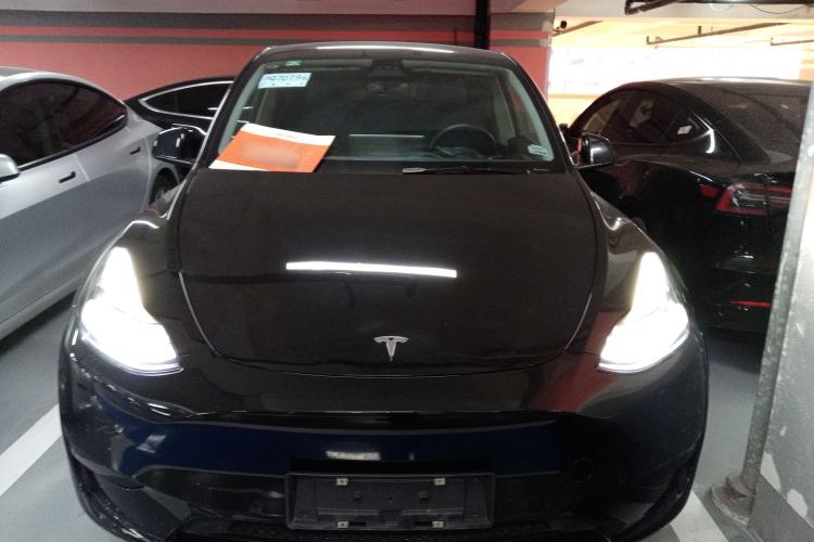 Used Tesla Model Y 2022 Rear-Wheel-Drive Version
