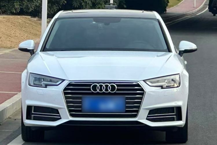 Used Audi A4L 2019 40 TFSI Ambition China VI

