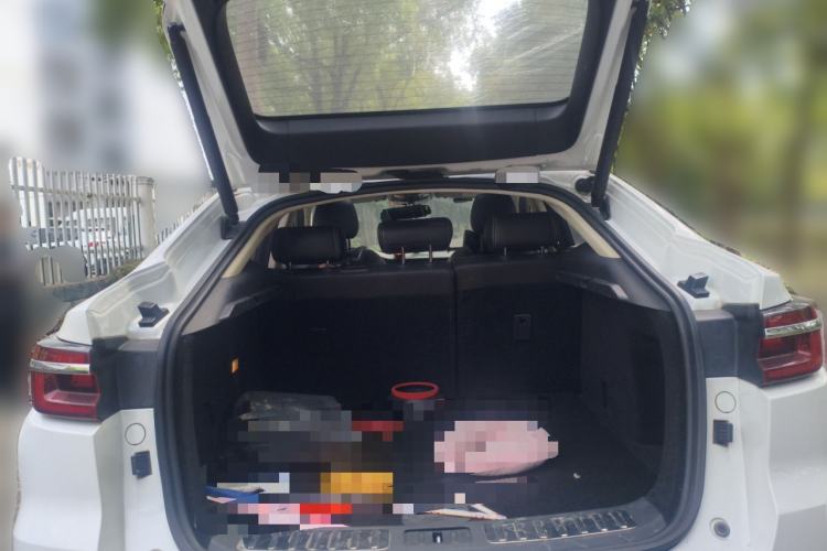 Used Changan CS85 COUPE 2019 1.5T DCT Luxury Version China VI Standard