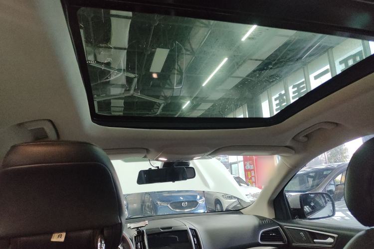 Used Ford Edge 2018 Facelifted EcoBoost 245 Two-Wheel-Drive Platinum Edition 5 Seats China V Emission Standard
