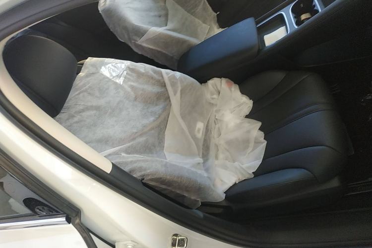 Used Roewe D7 2025 DMH 125km World Champion Edition
