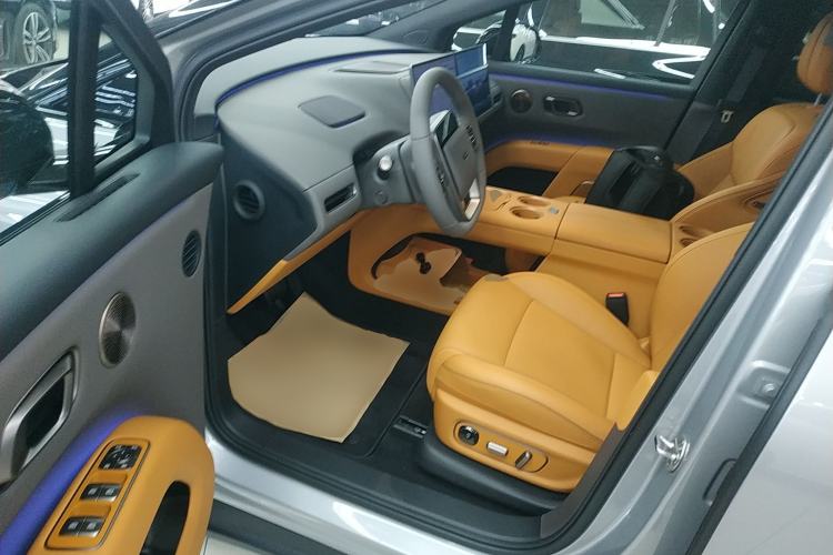 Used Li Auto Li Auto i8 2025 Standard Edition