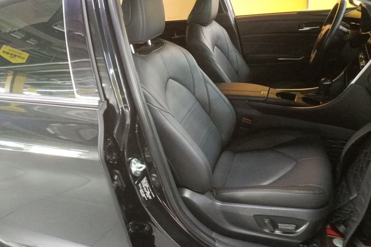 Used Toyota Avalon 2022 2.0L Luxury Edition
